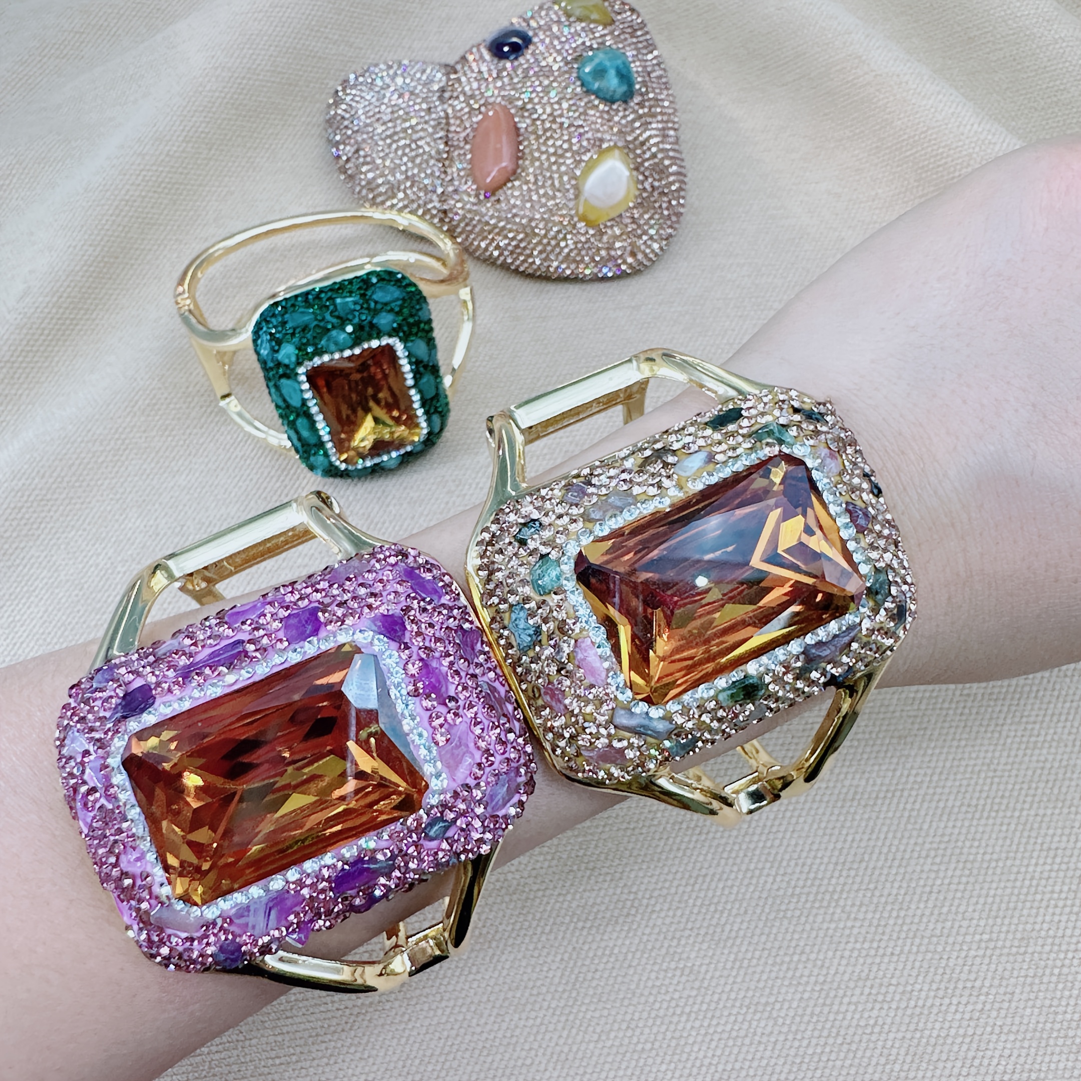 Iridescent Star Sudan Stone Bracelet